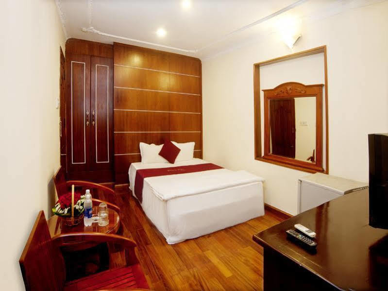 Thangnguyen Hotel Дананг Екстериор снимка